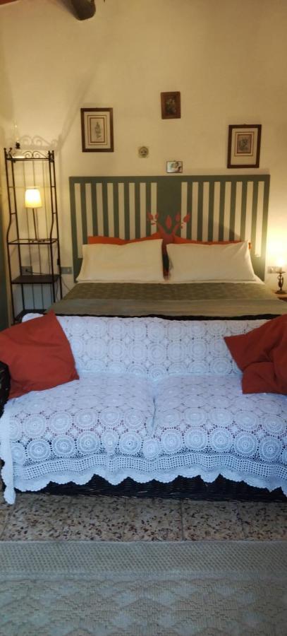 La Casa Del Nonno - Tiny House Villa Reggello Ngoại thất bức ảnh